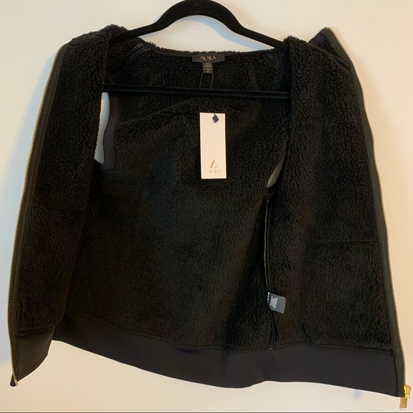 ALALA Vegan Leather Sherpa Vest - Picture 4 of 12